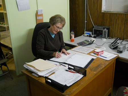 Volunteer entering client records
